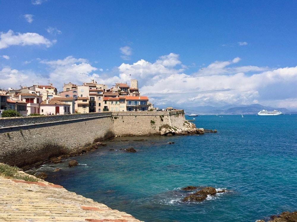 La Garoupe-Gardiole Hotell Antibes Exteriör bild